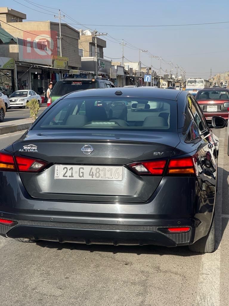 نيسان ألتيما